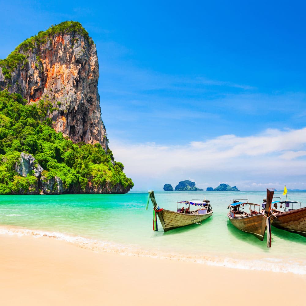 Living in Thailand: A Guide to Moving to Thailand as an Expat