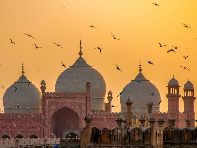 Badshahi mosque during sunset